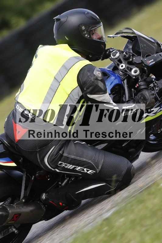 /22 06.06.2025 DISCOVER the BIKE ADR/Race 3 rot/70